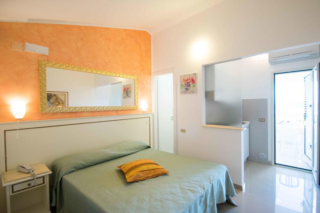 Rocca Di Vadaro 3* Capo Vaticano