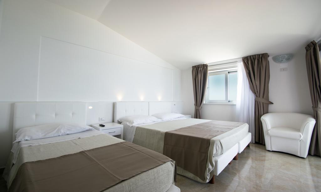Resort Rocca Di Vadaro 3*